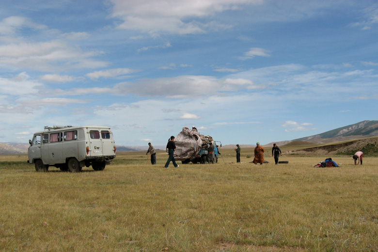 Arrival at the autumn encampment