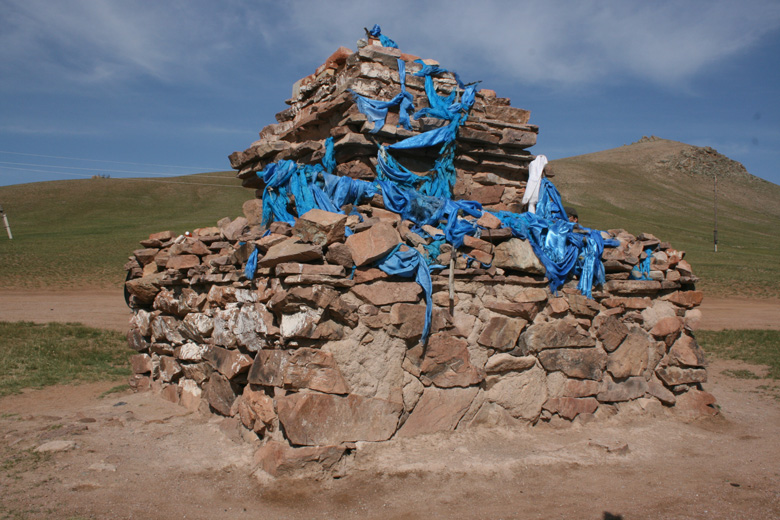 Gelenhuus Suvarga (Stupa), nördlich von Jargalant