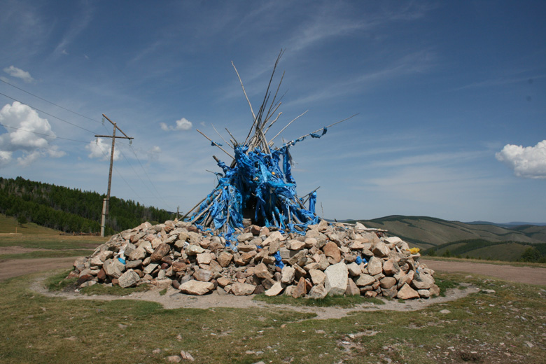 Der Ovoo am Oroohyn davaa, an der Südgrenze von Huvsgul 