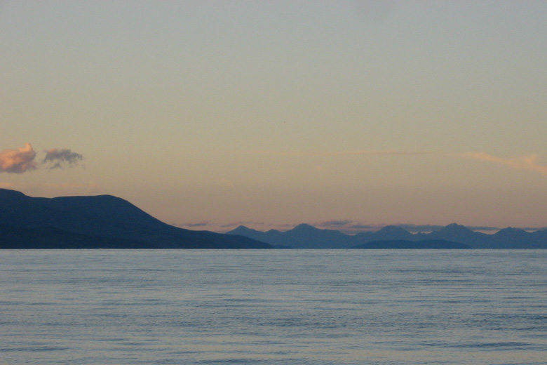 Mountains on the western shore of Hövsgöl nuur 