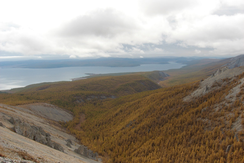 Ascent to Ih uul: View southwards 