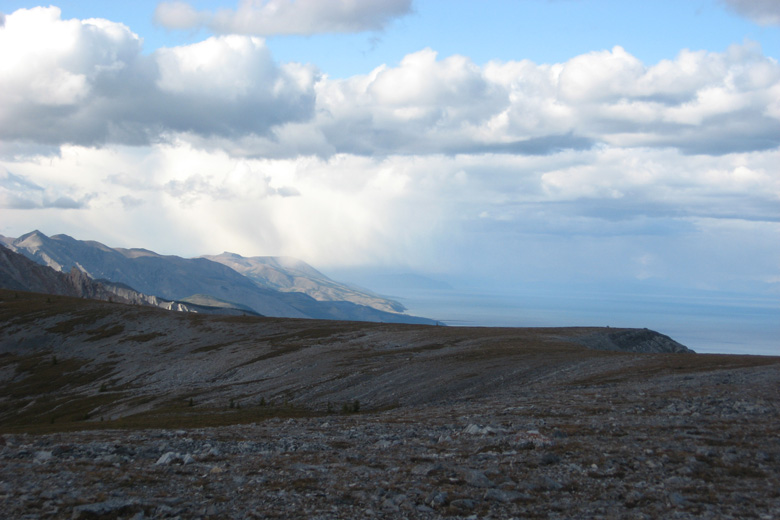 Chuchu uul: Summit plateau 