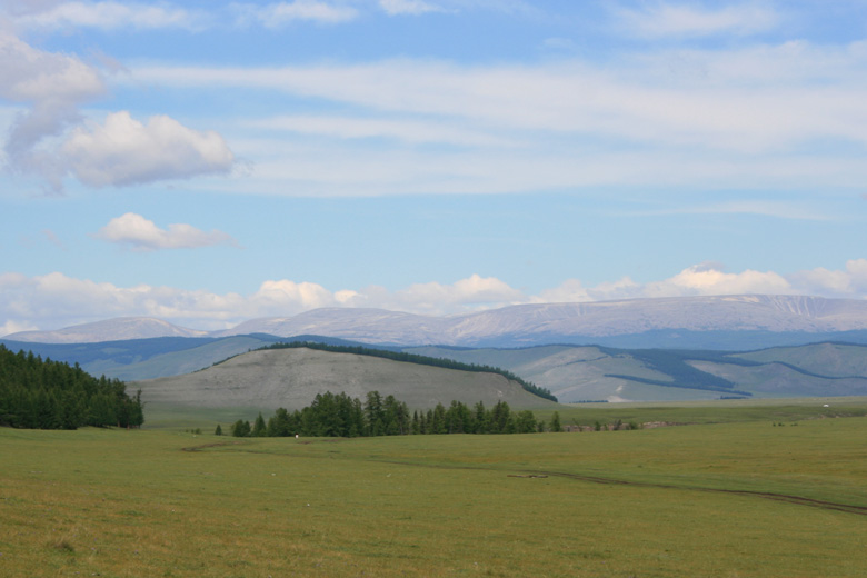 On the way to Renchinlhümbe 